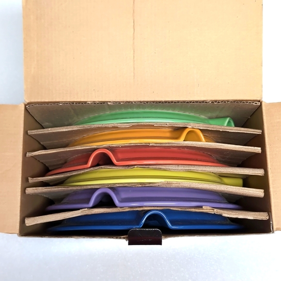 Hoffritz Fondue Plates Set of 6 9 1/2 Ceramic Divided Plates - Picture 3 of 12